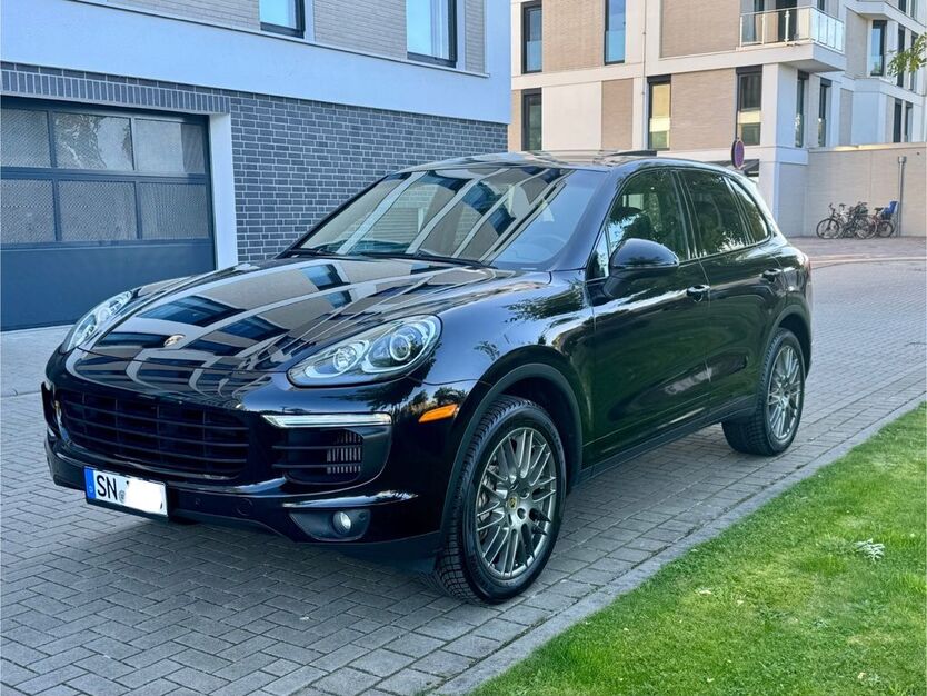 Porsche Cayenne 220.000 km 21.900 € Schwerin 19053