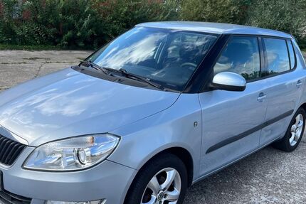 Skoda Fabia 100.000 km 4.700 &euro; Schwerin 19061