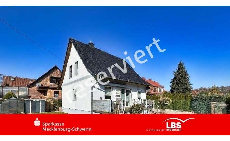 Haus zum Kaufen in Schwerin 359.000 € 106 m²