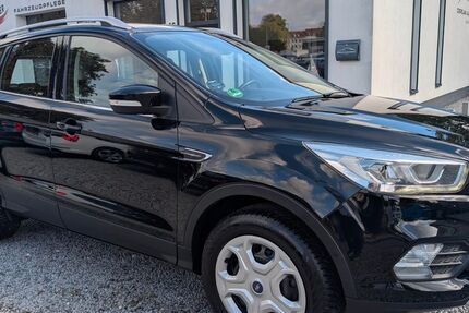 Ford Kuga 96.000 km 12.990 &euro; Wismar 23970