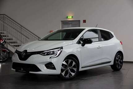 Renault Clio 48.973 km 12.490 &euro; Wildau 15745