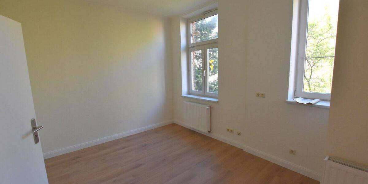 Etagenwohnung Schwerin Weststadt - 3 Zimmer, 84 m&sup2;, 650&euro; | Angebot:26556126