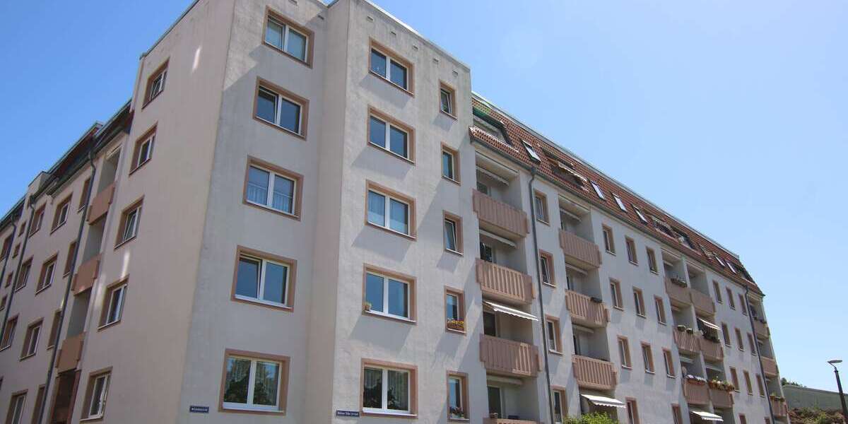 Etagenwohnung Schwerin Altstadt - 4 Zimmer, 72 m&sup2;, 502&euro; | Angebot:26343378