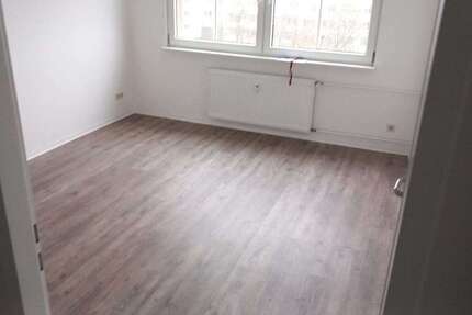 Wohnung Schwerin Gartenstadt - 2 Zimmer, 47 m&sup2;, 355&euro; | Angebot:19740650