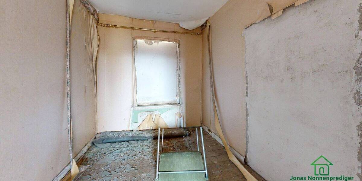 Mehrfamilienhaus, Wohnhaus Schwerin Paulsstadt - 2 Zimmer, 428 m&sup2;, 295.000&euro; | Angebot:26102906