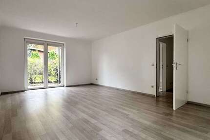 Wohnung zum Mieten in Schwerin 490 € 55 m² 2 zimmer
