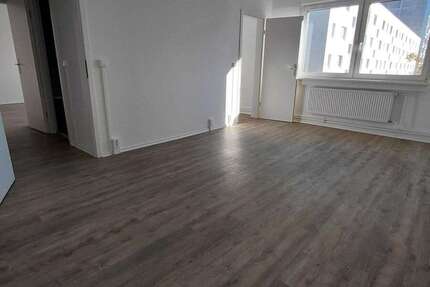 Wohnung zum Mieten in Schwerin 430 € 63 m² 3 zimmer