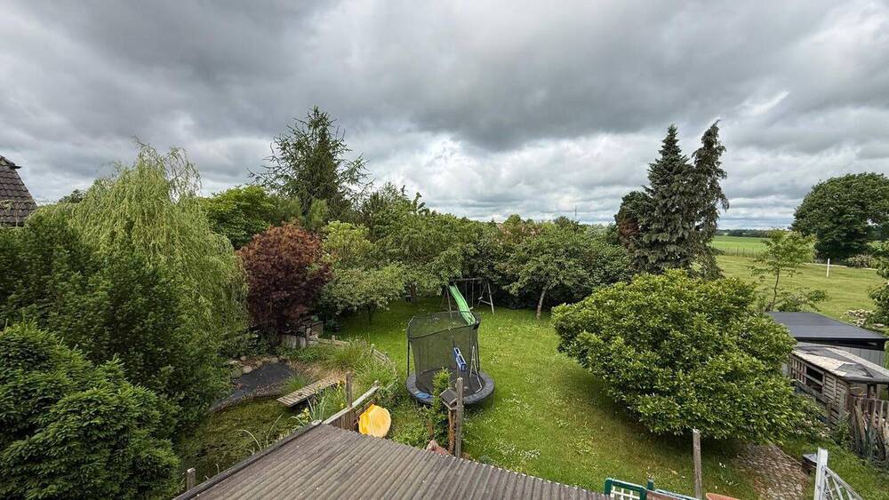 Mehrfamilienhaus, Wohnhaus Schwerin Warnitz - 9 Zimmer, 236 m&sup2;, 410.000&euro; | Angebot:26918021