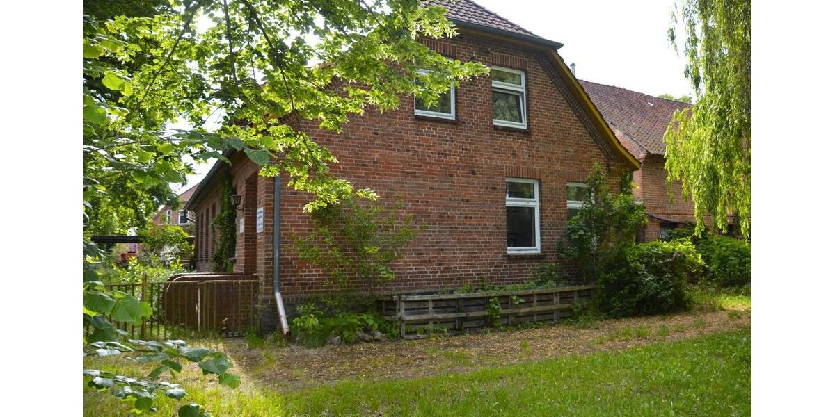Bauernhaus, Landhaus Hagenow - 7 Zimmer, 242 m&sup2;, 285.000&euro; | Angebot:26806980