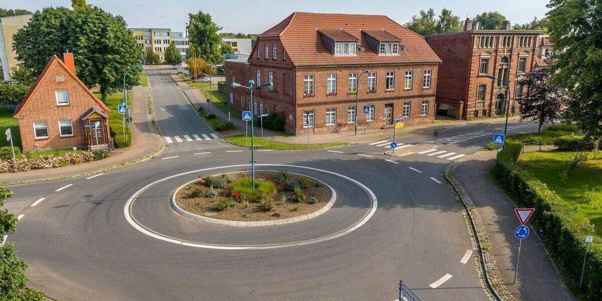 Mehrfamilienhaus, Wohnhaus Hagenow - 529.000&euro; | Angebot:25691205