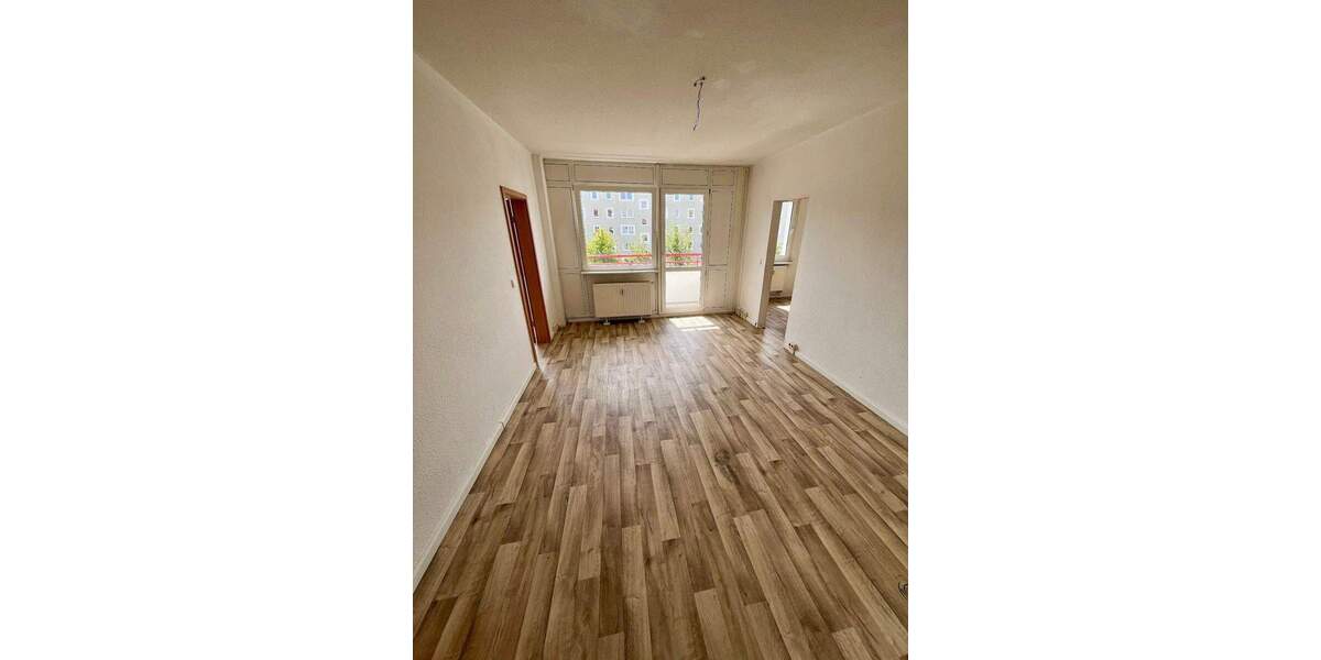 Etagenwohnung Schwerin Mueßer Holz - 4 Zimmer, 68 m&sup2;, 420&euro; | Angebot:25821205