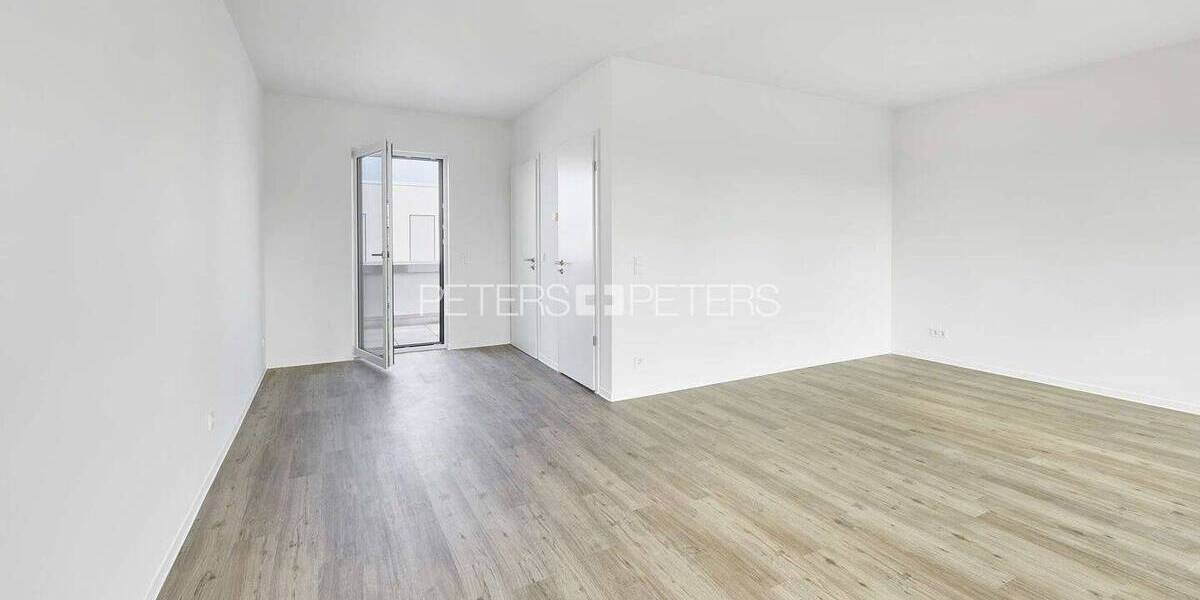 Etagenwohnung Schwerin Werdervorstadt - 5 Zimmer, 134 m&sup2;, 1.499&euro; | Angebot:26066103