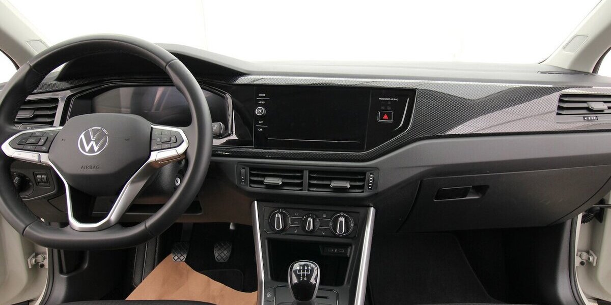 VW Taigo TSI Life LED+SITZHEIZUNG+KLIMA+ALU 37.233 km 16.990 &euro; Hagenow 19230