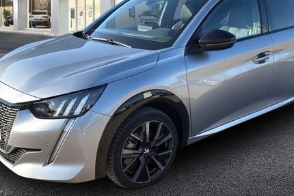 Peugeot 208 33.333 km 23.850 &euro; Schwerin 19057