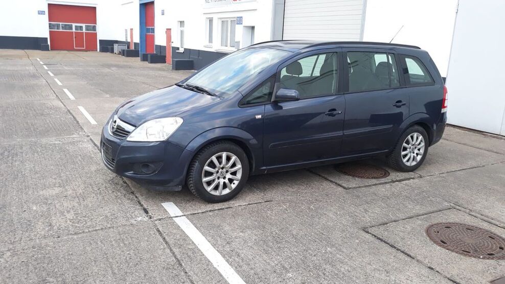 Opel Zafira 162.500 km 2.400 € Schwerin 19061
