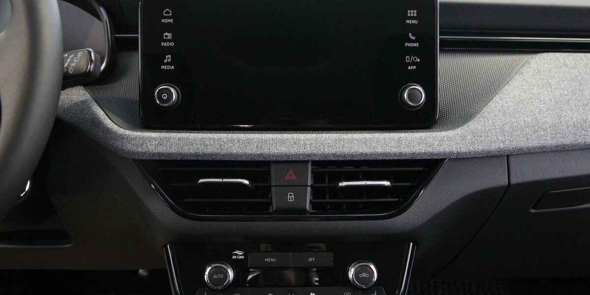 Skoda Kamiq TSI OPF 7-DSG Selection LED+KAMERA+ACC 8.634 km 21.900 &euro; Hagenow 19230