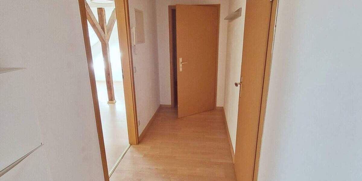 Etagenwohnung Schwerin Schelfstadt - 2 Zimmer, 39 m&sup2;, 410&euro; | Angebot:25263779