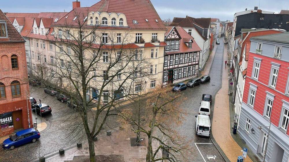 Etagenwohnung Schwerin Schelfstadt - 2 Zimmer, 70 m&sup2;, 700&euro; | Angebot:26904292