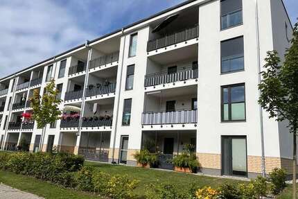 Wohnung Schwerin Gartenstadt - 2 Zimmer, 71 m&sup2;, 810&euro; | Angebot:27525515