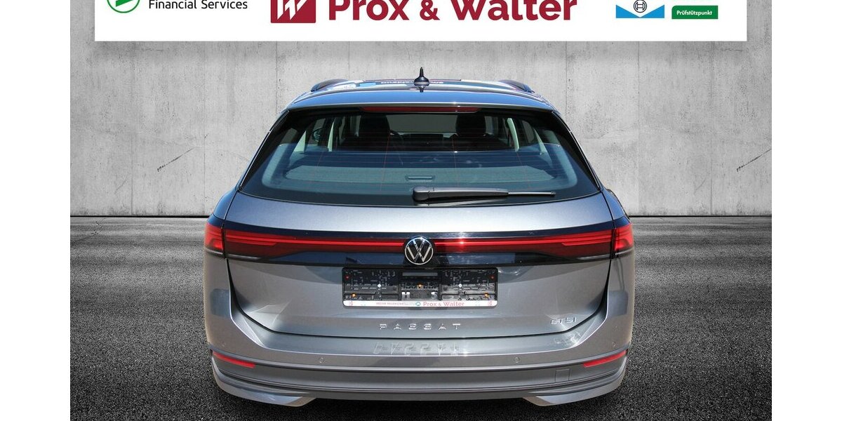 VW Passat Variant 1.5 eTSI 7-DSG LED+KAMERA+WINTER 33.281 km 26.900 &euro; Hagenow 19230