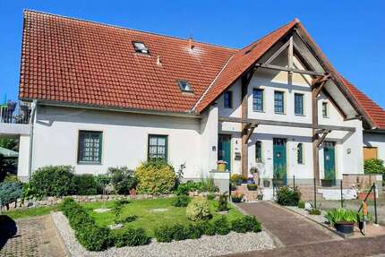 Haus Brüsewitz - 6 Zimmer, 184 m&sup2;, 295.000&euro; | Angebot:23831637