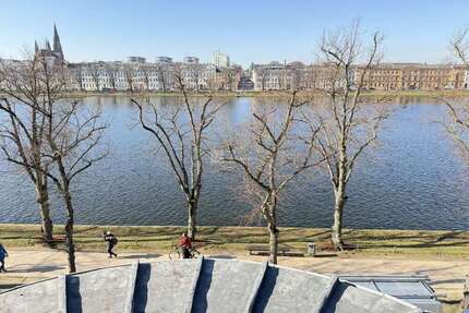 Wohnung zum Kaufen in Schwerin 349.850 € 91 m²