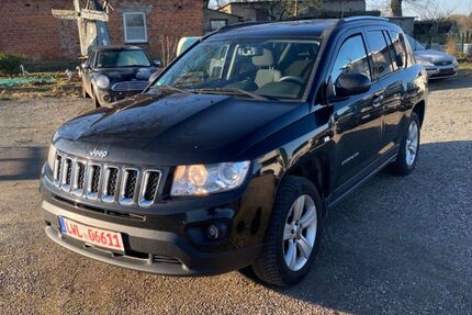 Jeep Compass 178.000 km 4.850 &euro; Bandenitz 19230