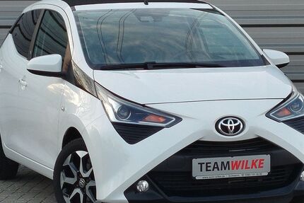 Toyota Aygo (X) 14.575 km 12.300 &euro; Schwerin 19061