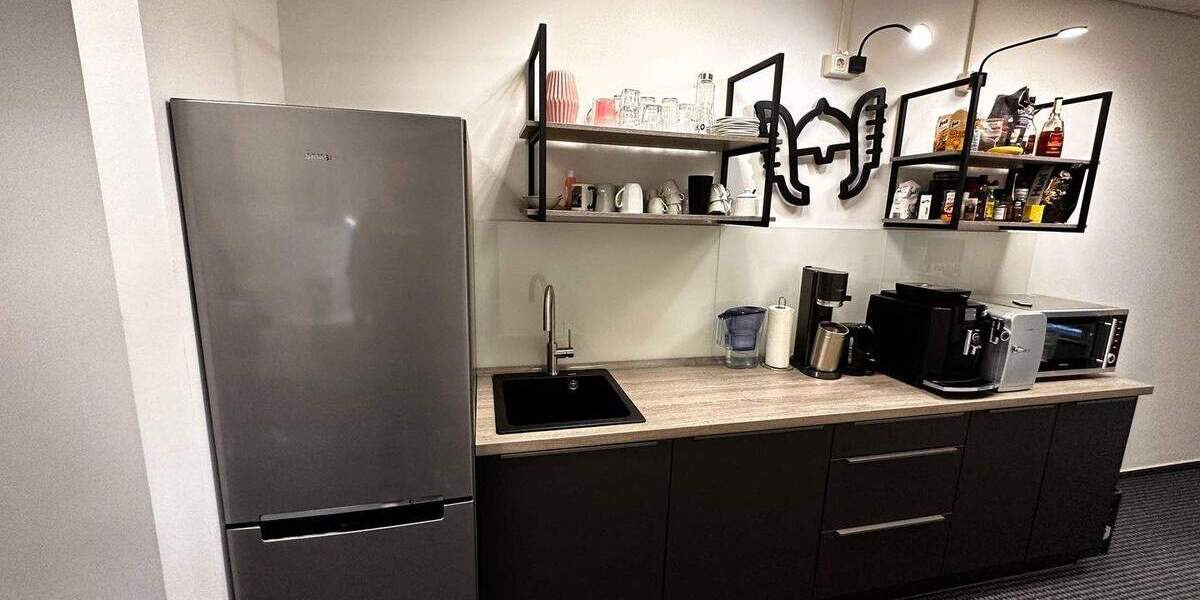 Gewerbeobjekt Schwerin Altstadt - 5 Zimmer, 142 m&sup2;, 1.150&euro; | Angebot:25698170