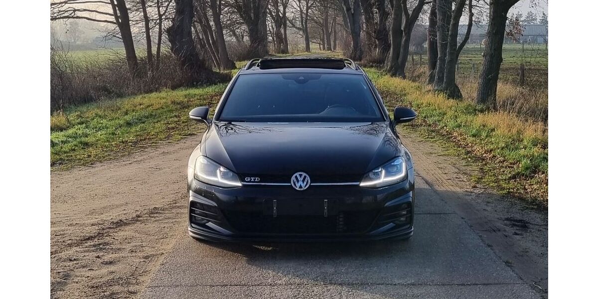 VW Golf 141.874 km 17.100 &euro; Wittenburg 19243