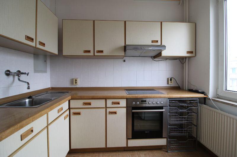 Etagenwohnung Schwerin Gartenstadt - 3 Zimmer, 58 m&sup2;, 334&euro; | Angebot:25144523