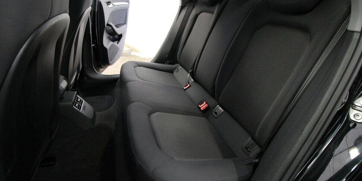 Audi A3 30 TFSI NAVI+TEMPOMAT+WINTER-PAKET+Bi-XENON 92.850 km 14.900 &euro; Hagenow 19230