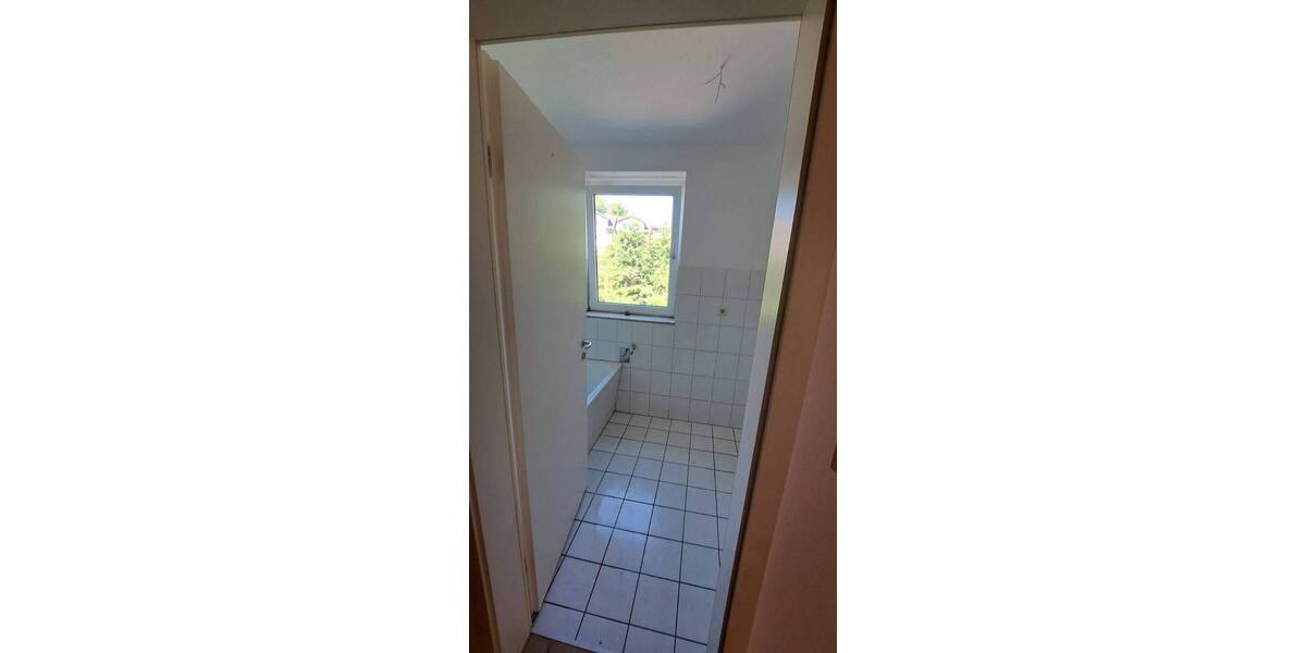Etagenwohnung Schwerin Altstadt - 1 Zimmer, 70 m&sup2;, 675&euro; | Angebot:26779617