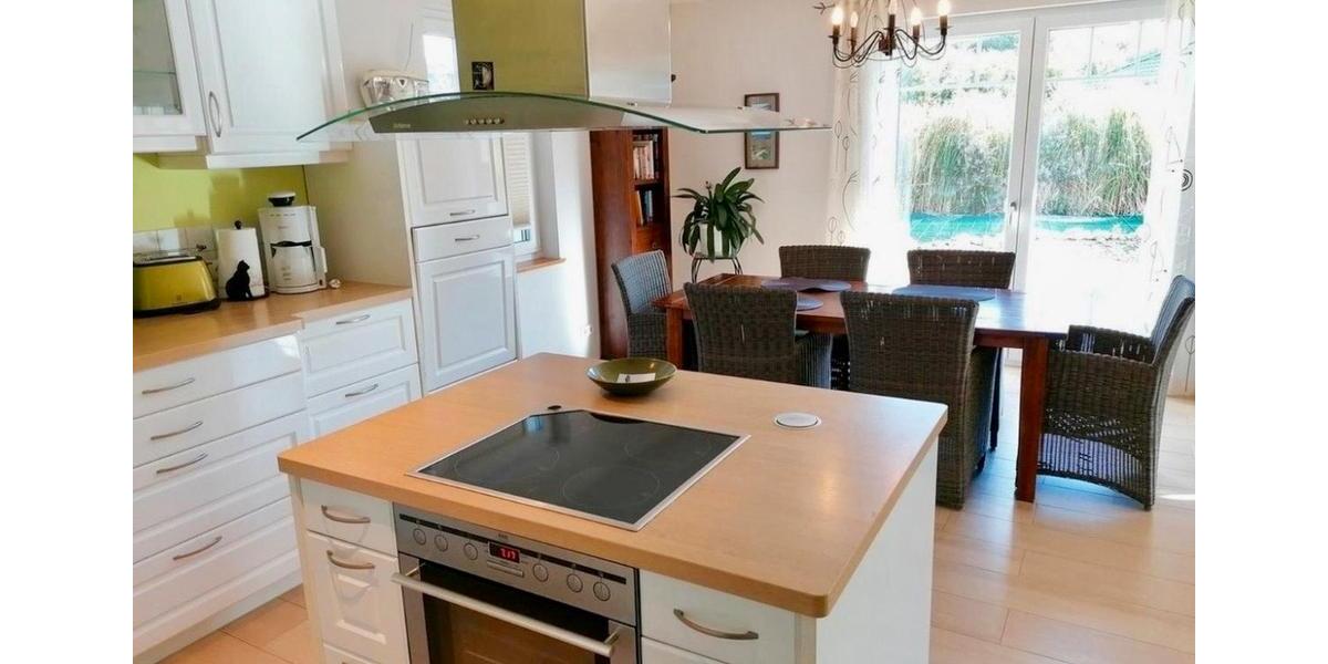 Einfamilienhaus Rastow - 6 Zimmer, 180 m&sup2;, 2.100&euro; | Angebot:25641665