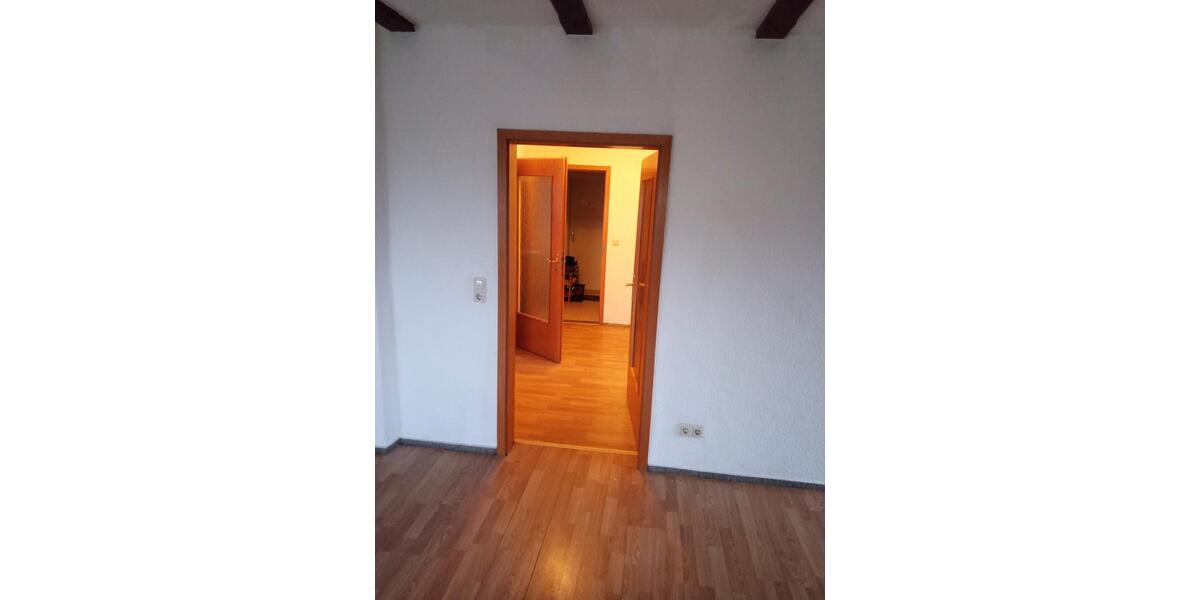 Dachgeschoßwohnung Lewitzrand - 3 Zimmer, 60 m&sup2;, 360&euro; | Angebot:26426136