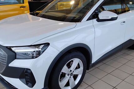 Audi Q4 e-tron 46.000 km 26.990 &euro; Brüsewitz 19071