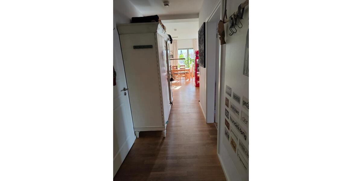 Etagenwohnung Schwerin Gartenstadt - 3 Zimmer, 96 m&sup2;, 1.390&euro; | Angebot:25856695