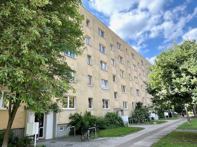 Etagenwohnung Schwerin Mueßer Holz - 3 Zimmer, 57 m&sup2;, 340&euro; | Angebot:26570872