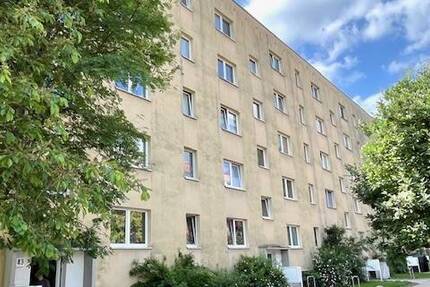 Wohnung Schwerin Mueßer Holz - 3 Zimmer, 57 m&sup2;, 340&euro; | Angebot:26570872
