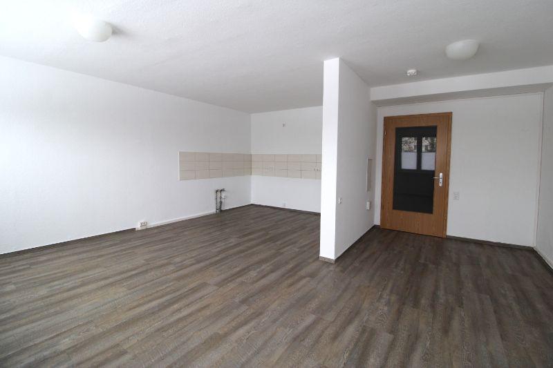 Etagenwohnung Schwerin Gartenstadt - 3 Zimmer, 98 m&sup2;, 678&euro; | Angebot:25900458