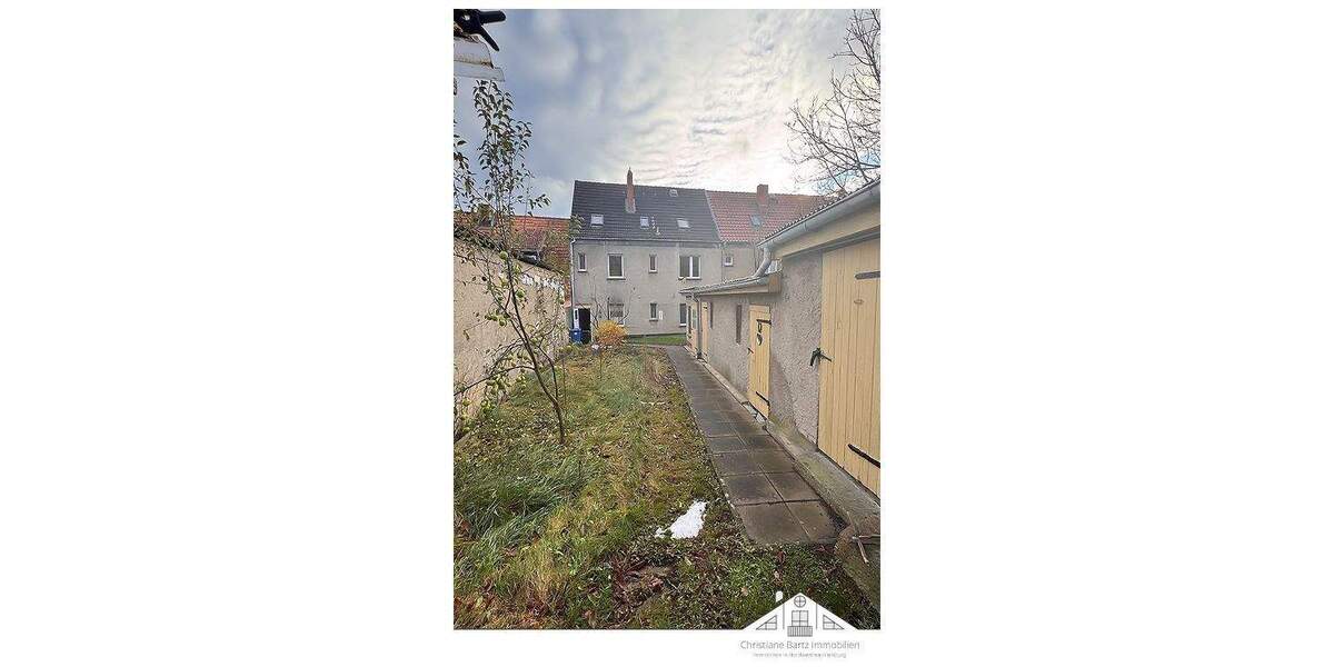 Mehrfamilienhaus, Wohnhaus Warin - 8 Zimmer, 134 m&sup2;, 104.750&euro; | Angebot:25747417