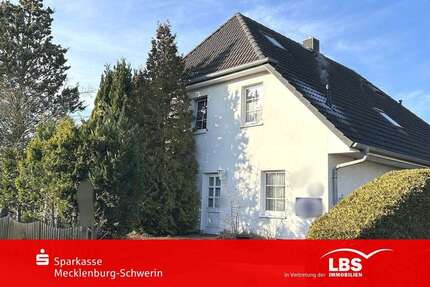 Haus Pampow - 6 Zimmer, 230 m&sup2;, 380.000&euro; | Angebot:26985725