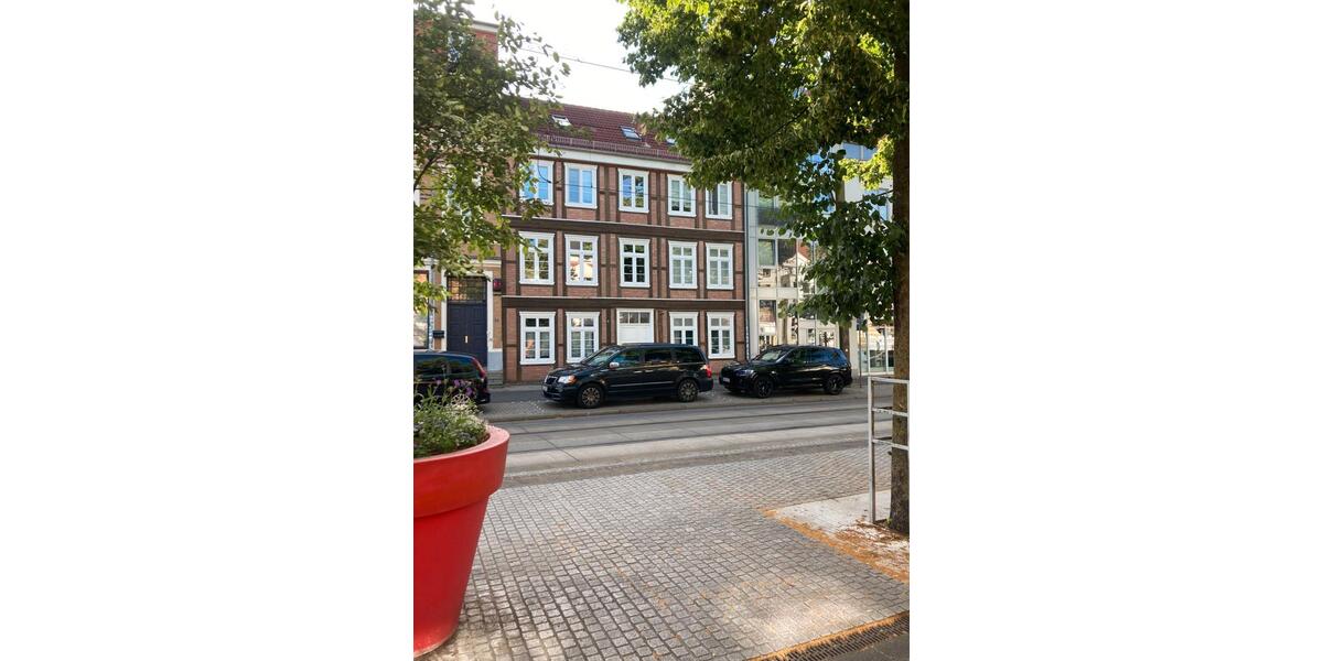 Erdgeschoßwohnung Schwerin Altstadt - 1.5 Zimmer, 30 m&sup2;, 400&euro; | Angebot:26316737