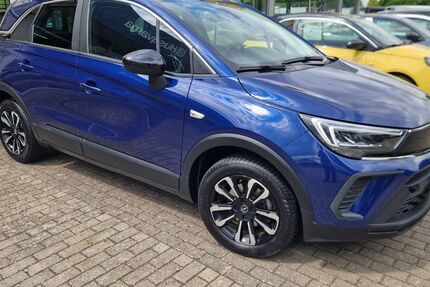 Opel Crossland (X) 33.741 km 16.690 &euro; Schwerin 19055