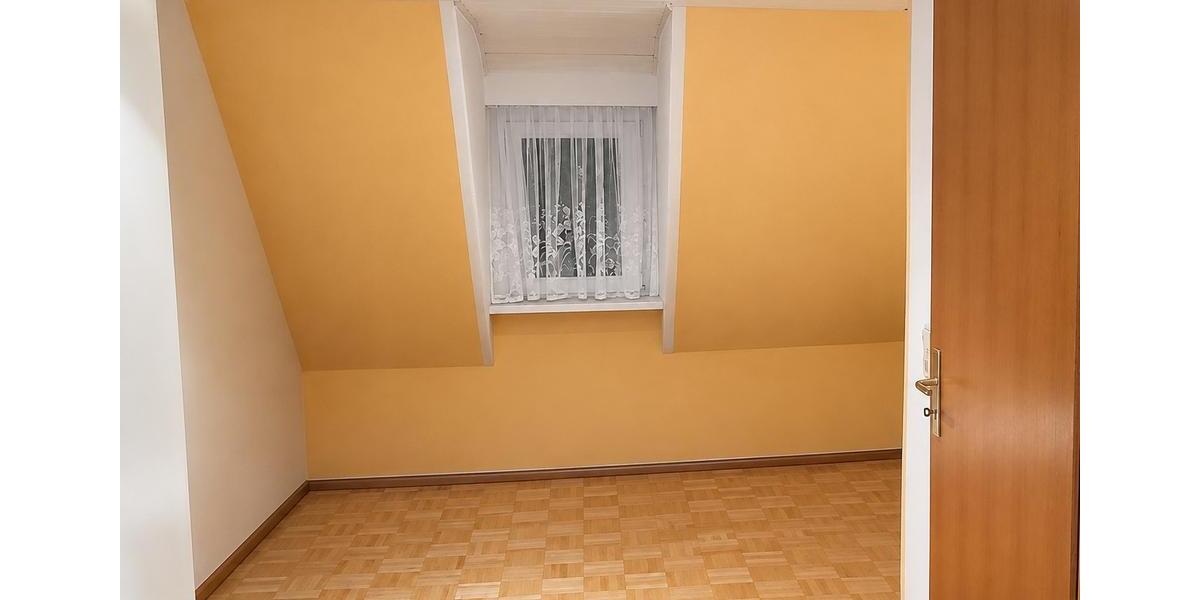 Einfamilienhaus Crivitz - 6 Zimmer, 130 m&sup2;, 1.300&euro; | Angebot:27624775