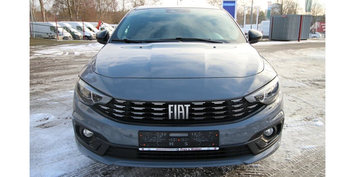 Fiat Tipo Hatchback City Sport KAMERA+AHK+LED+ALU18 28.429 km 15.900 &euro; Hagenow 19230