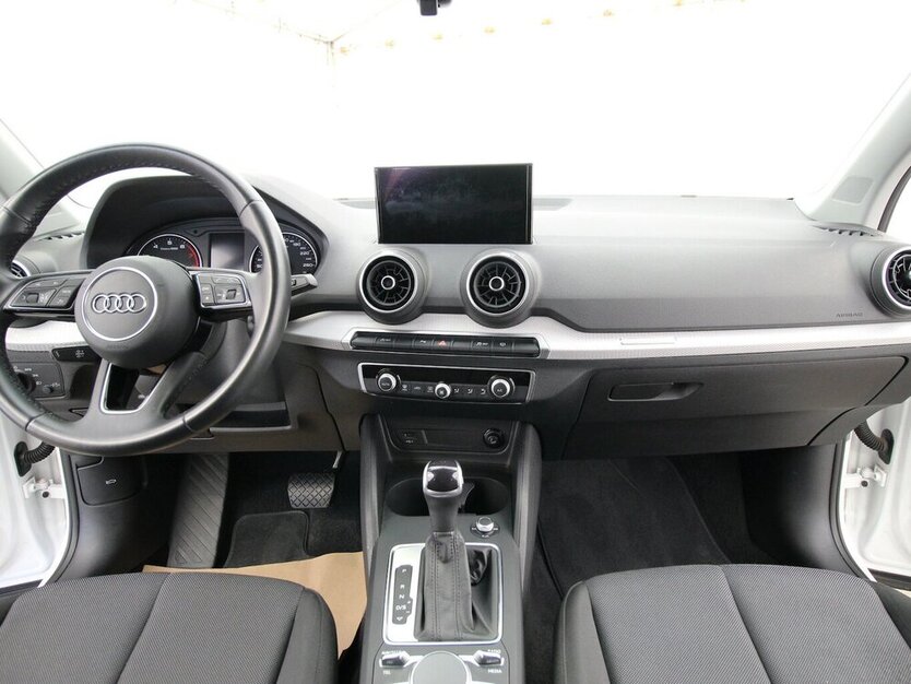 Audi Q2 35 1.5 TFSI 7-S-tronic LED+NAVI+ALU+ALARM 39.917 km 22.900 € Hagenow 19230