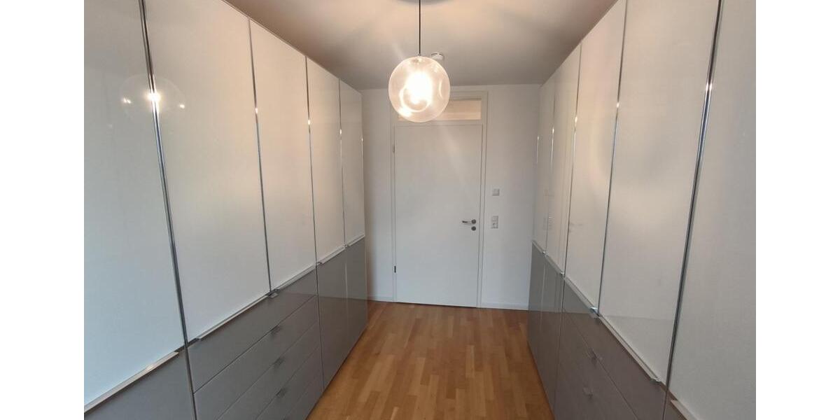 Einfamilienhaus Schwerin Altstadt - 4 Zimmer, 127 m&sup2;, 1.850&euro; | Angebot:25389844