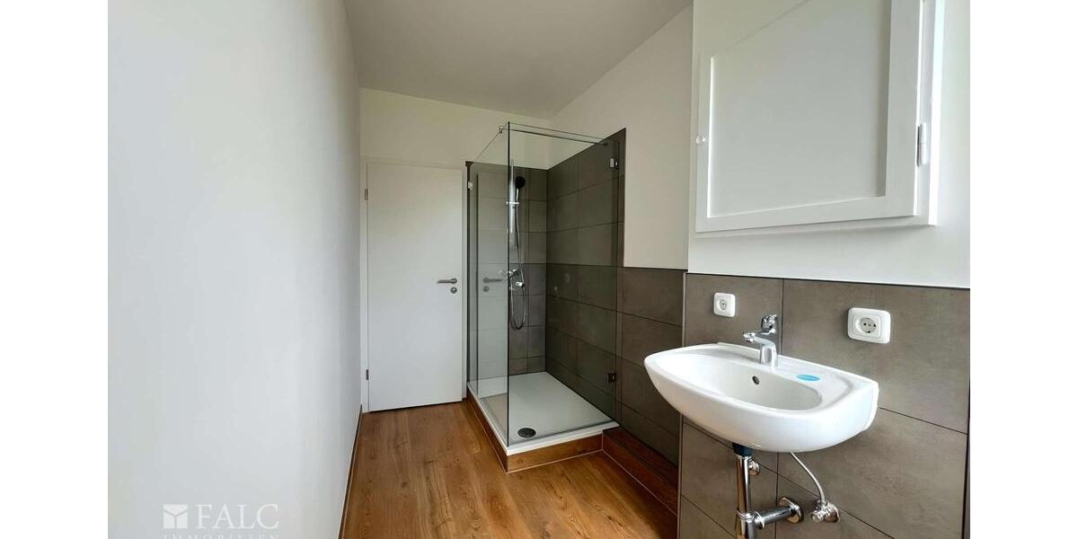 Dachgeschoßwohnung Lübstorf - 1 Zimmer, 34 m&sup2;, 400&euro; | Angebot:26661630