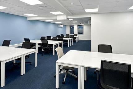 Voll ausgestatteter privater Büroraum für Sie und Ihr Team in HQ Strehlener Straße zimmer